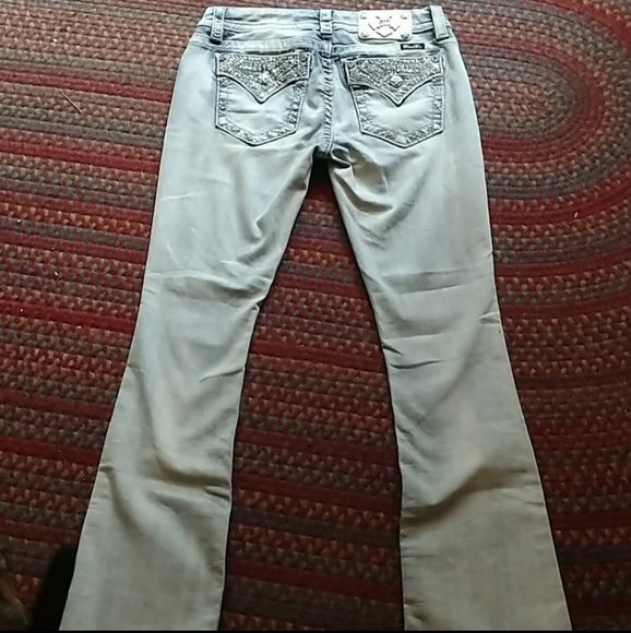 Miss Me Light Wash Sequin Pocket Jeans - Picture 3 of 6